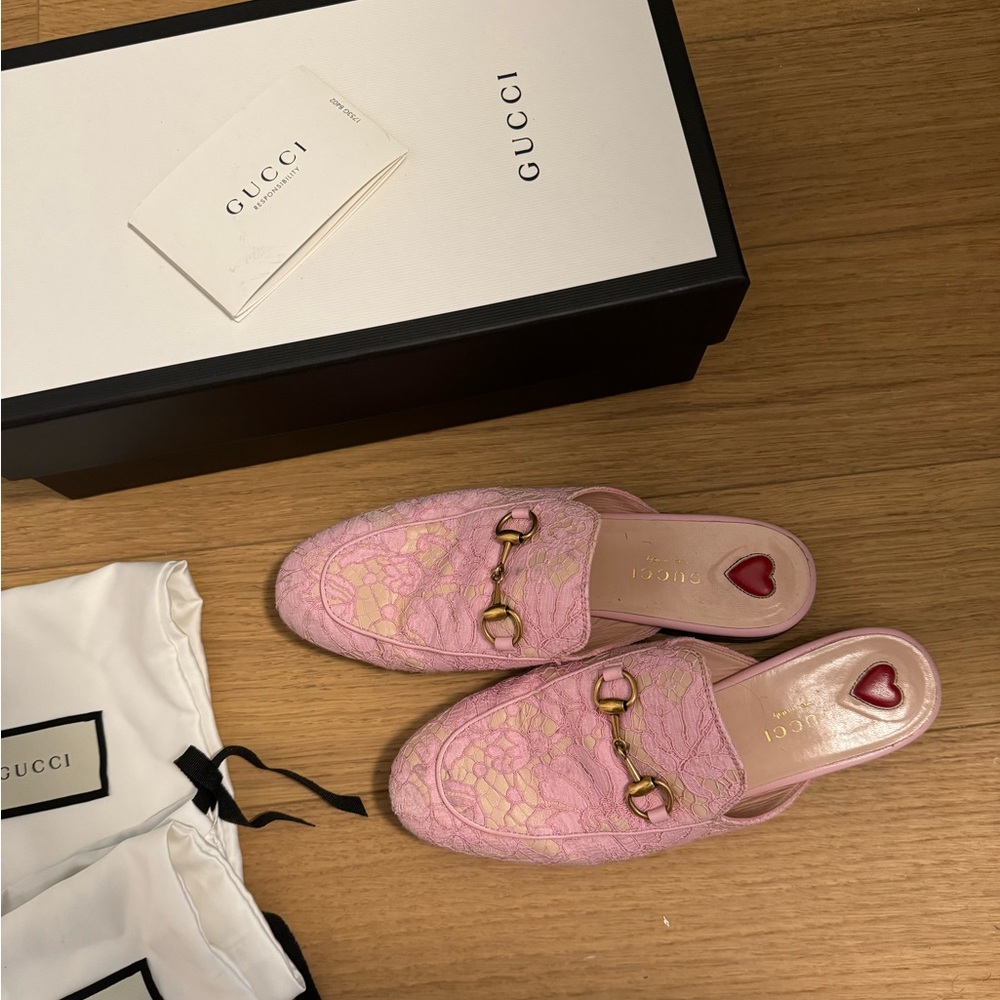 Gucci Pink Lace Loafers 36 in Original Box